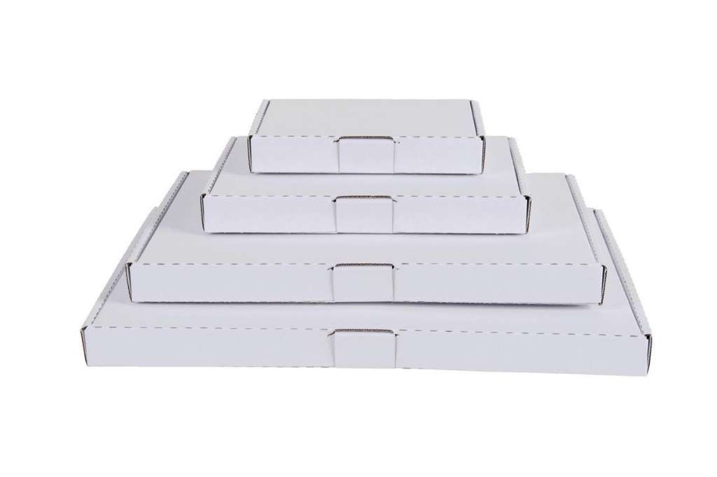 Afbeeldingen van Brievenbusdozen 220x160x27mm 1,5mm enkel golf wit (A5) "Bedrukt"